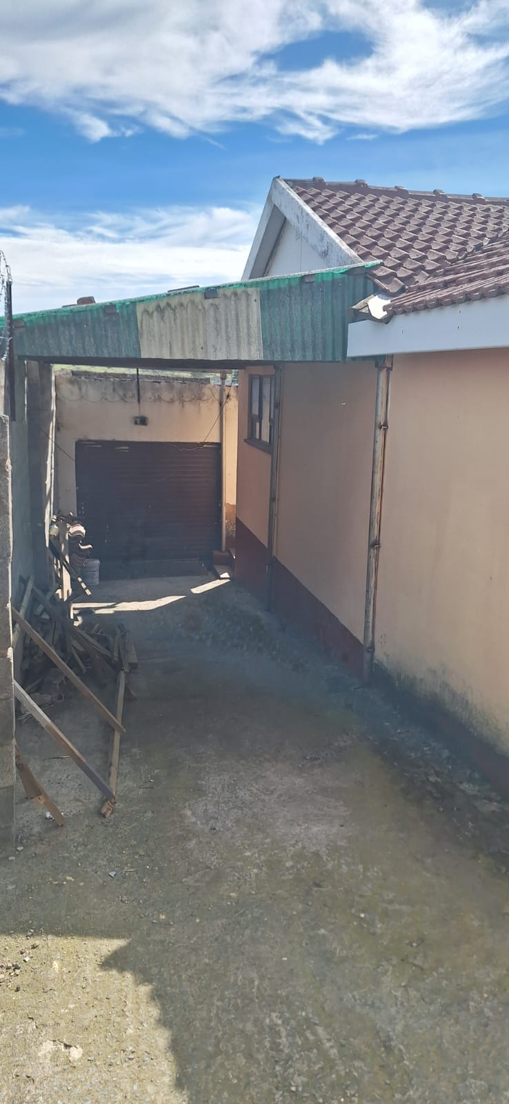 6 Bedroom Property for Sale in Mdantsane Nu 17 Eastern Cape